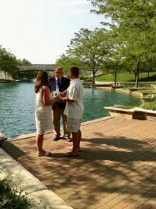 Eloping along Indianapolis Canal