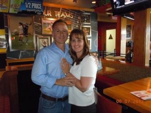 Proposal at Applebees