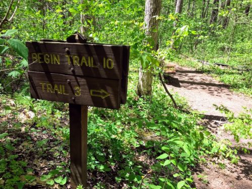 trail 10 and 3 sign