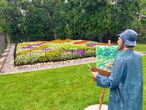 sculpture at quilt garden